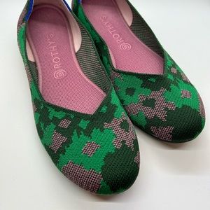 Rothy’s Camo the Flat